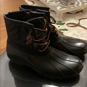 Steve Madden Duck boots black 7